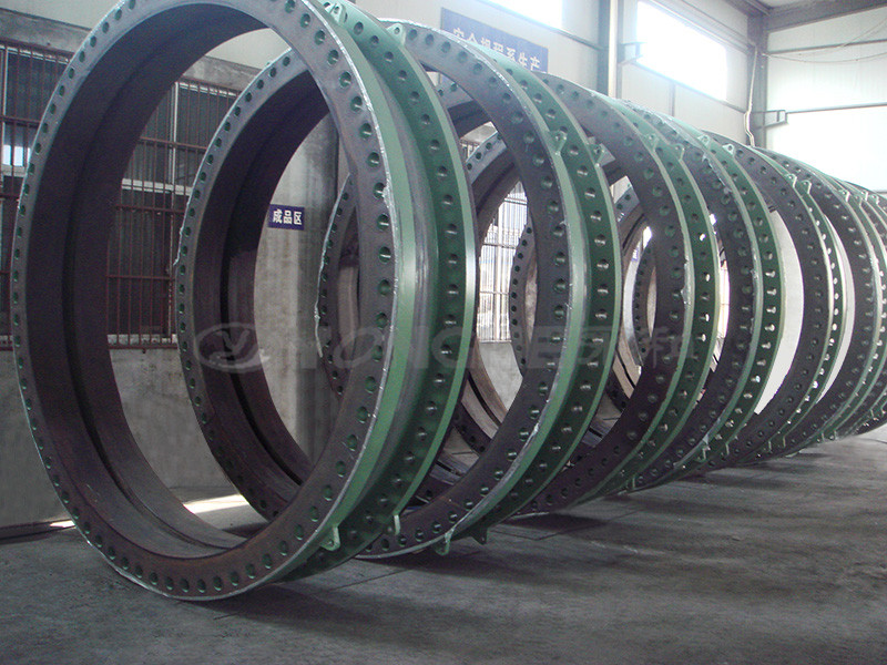 陽江核電廠1、2號(hào)機(jī)組DN2800橡膠膨脹節(jié)